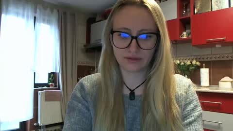 Melly online show from March 3, 7:25 am