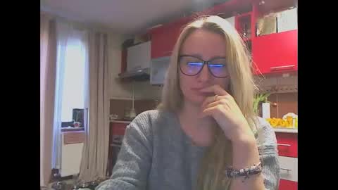 Melly online show from March 11, 8:42 am