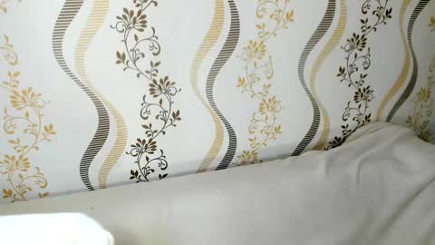 Snapshot of melmooon chatting on November 6, 1:45 pm MelMooon online show from November 6, 1:45 pm