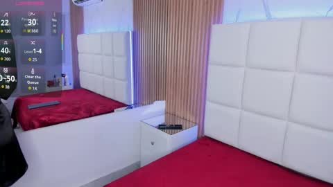 MELODDY PARKERR online show from December 14, 5:02 am