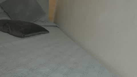 Snapshot of melodi_20 chatting on June 13, 11:41 am Melodi online show from June 13, 11:41 am