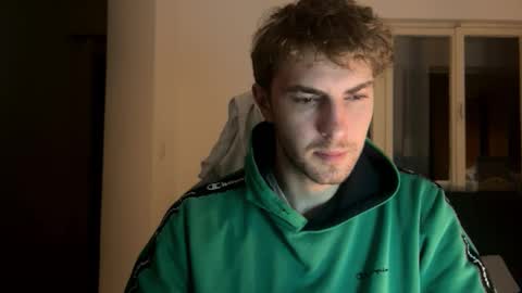 Snapshot of melodicass chatting on December 5, 1:14 am Melodicass online show from December 5, 1:14 am