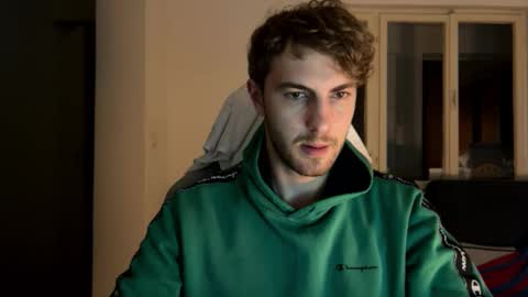 Snapshot of melodicass chatting on December 9, 12:23 am Melodicass online show from December 9, 12:23 am