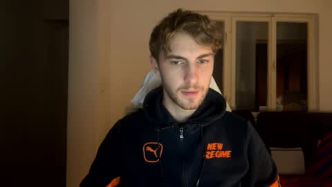 Snapshot of melodicass chatting on December 12, 2:37 am Melodicass online show from December 12, 2:37 am