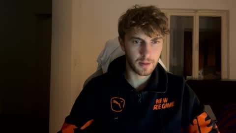 Snapshot of melodicass chatting on December 12, 11:36 pm Melodicass online show from December 12, 11:36 pm