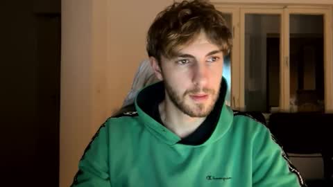 Snapshot of melodicass chatting on December 21, 2:30 am Melodicass online show from December 21, 2:30 am