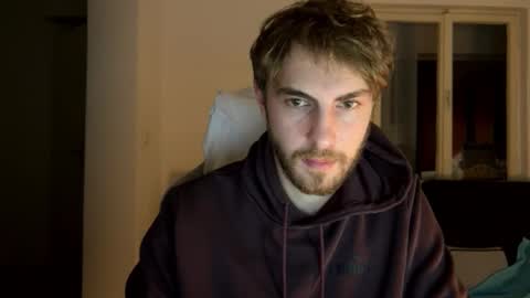 Snapshot of melodicass chatting on December 27, 4:58 am Melodicass online show from December 27, 4:58 am