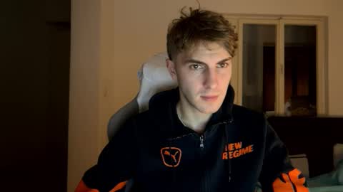 Snapshot of melodicass chatting on December 29, 8:26 pm Melodicass online show from December 29, 8:26 pm