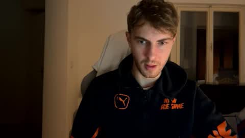 Snapshot of melodicass chatting on January 8, 3:29 am Melodicass online show from January 8, 3:29 am