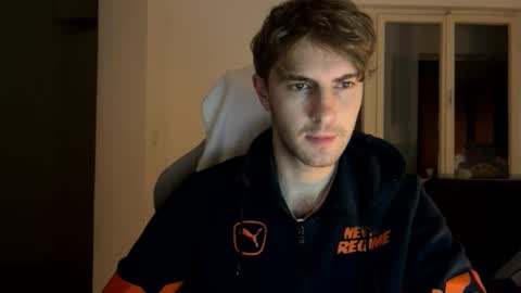 Snapshot of melodicass chatting on February 5, 4:06 am Melodicass online show from February 5, 4:06 am