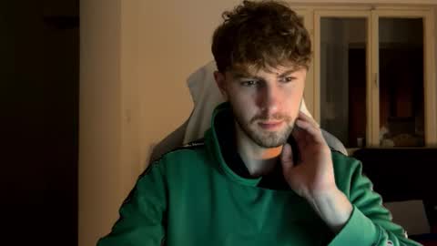 Snapshot of melodicass chatting on February 15, 1:21 am Melodicass online show from February 15, 1:21 am