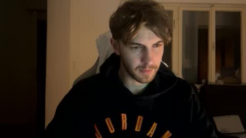 Snapshot of melodicass chatting on February 19, 12:03 am Melodicass online show from February 19, 12:03 am