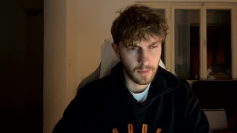 Snapshot of melodicass chatting on February 24, 9:31 pm Melodicass online show from February 24, 9:31 pm