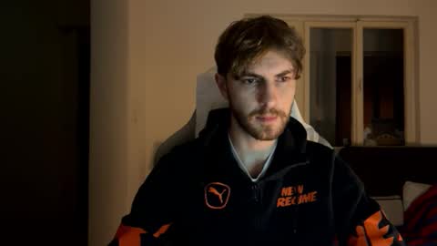 Snapshot of melodicass chatting on February 27, 12:32 am Melodicass online show from February 27, 12:32 am