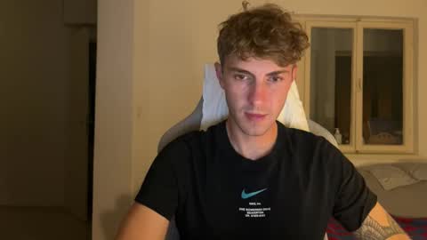 Snapshot of melodicass chatting on September 9, 11:48 pm Melodicass online show from September 9, 11:48 pm