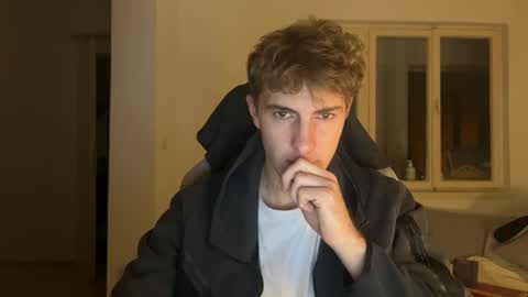 Snapshot of melodicass chatting on October 30, 10:21 pm Melodicass online show from October 30, 10:21 pm