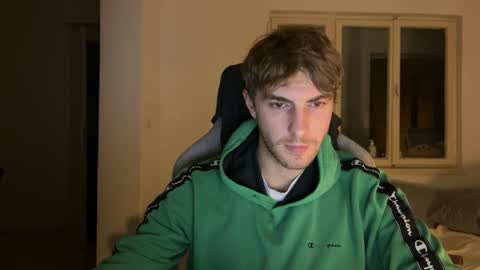 Snapshot of melodicass chatting on November 10, 9:58 pm Melodicass online show from November 10, 9:58 pm