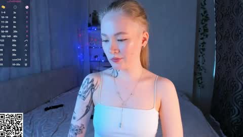 melodievejar online show from April 11, 7:45 am