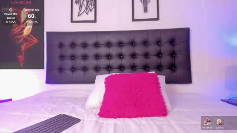 Melody Evans online show from March 27, 1:33 pm