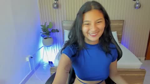 Snapshot of melody_flowers chatting on January 20, 12:18 pm Melody online show from January 20, 12:18 pm