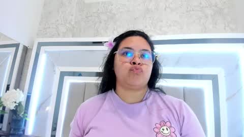 melodycharlotte online show from October 11, 11:31 am