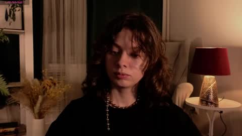 melody  online show from April 14, 4:35 pm