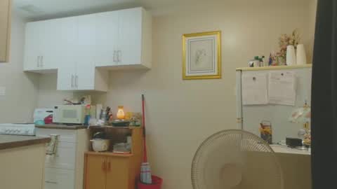 Melody online show from September 18, 3:03 pm