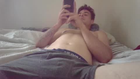 Snapshot of melting4u chatting on June 14, 1:25 am melting4u online show from June 14, 1:25 am