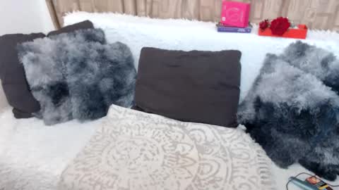 melyssamilfxxx online show from October 12, 4:44 am