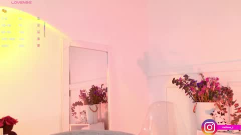 Melissa online show from November 11, 9:48 pm