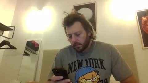 Snapshot of memo20cm chatting on November 7, 6:02 am memo20cm online show from November 7, 6:02 am