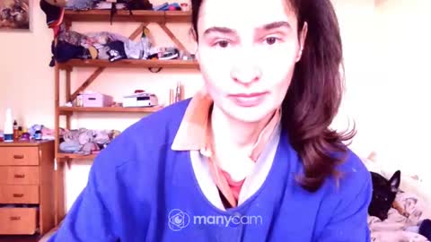 Snapshot of memorningdew chatting on March 6, 5:35 am Yummygirl online show from March 6, 5:35 am