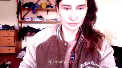 Snapshot of memorningdew chatting on March 2, 6:58 am Yummygirl online show from March 2, 6:58 am