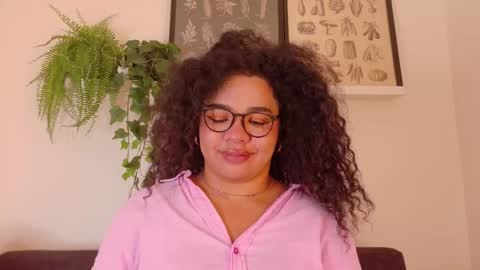  Memphis Williams  online show from February 5, 3:33 am