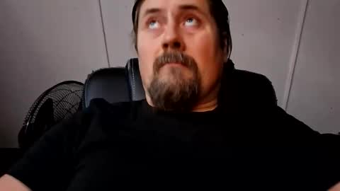 men10_12_1983 online show from November 21, 9:08 am