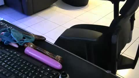 mentosgum online show from February 23, 6:49 pm