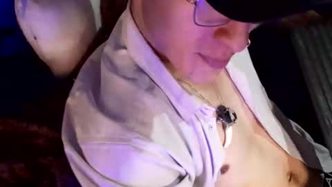 Snapshot of menyy666 chatting on April 25, 6:38 am Giorggio Fragacci online show from April 25, 6:38 am