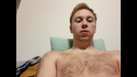 Snapshot of meow732 chatting on November 17, 9:15 am meow732 online show from November 17, 9:15 am