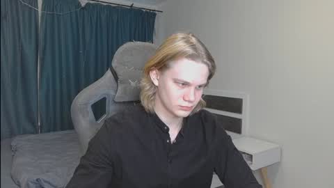 Mickey online show from December 4, 4:54 am