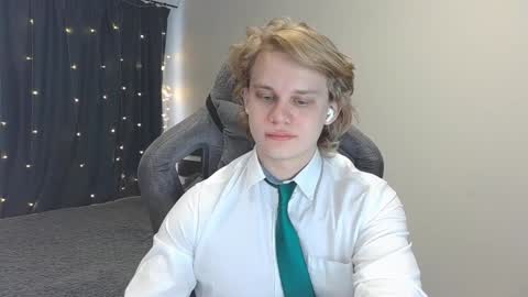 Mickey online show from December 17, 5:07 am