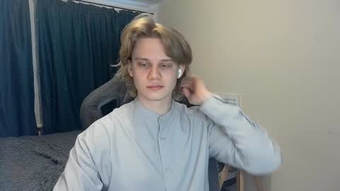 Mickey online show from December 21, 5:03 am