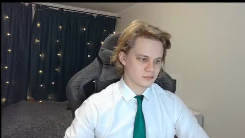 Mickey online show from December 27, 3:53 am