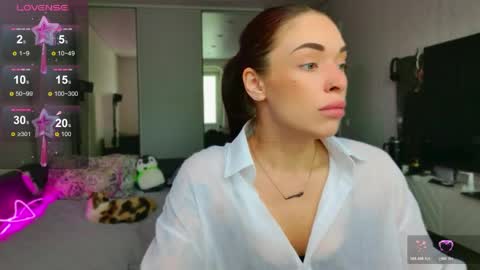 Megan online show from May 19, 4:41 am