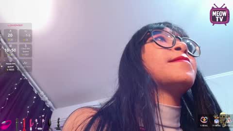 Snapshot of meowkami chatting on November 8, 12:22 am meowkami online show from November 8, 12:22 am