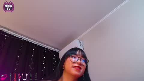 meowkami online show from February 11, 12:48 am