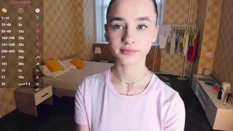 Julie online show from November 29, 10:07 am