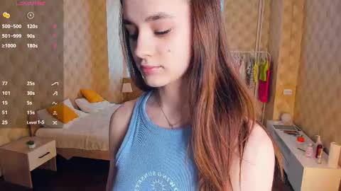 Julie online show from December 14, 11:04 am