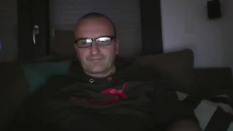 Pat online show from December 23, 7:30 pm