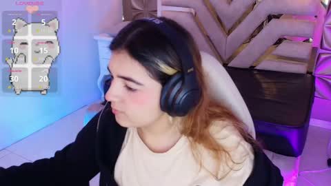 Snapshot of meraki_fraise chatting on September 26, 7:40 pm online show from September 26, 7:40 pm