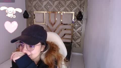 Snapshot of meraki_fraise chatting on December 16, 2:49 am online show from December 16, 2:49 am